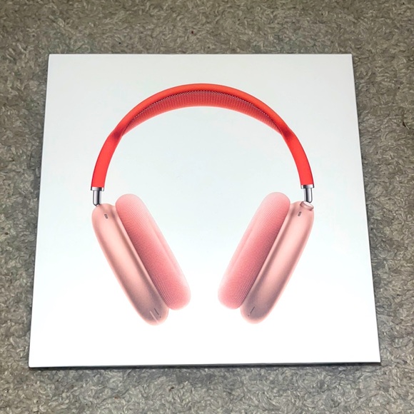 airpods max color pink only worn once i have no need for them!!